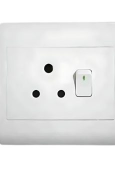 Single wall switched socket 1 x 16A